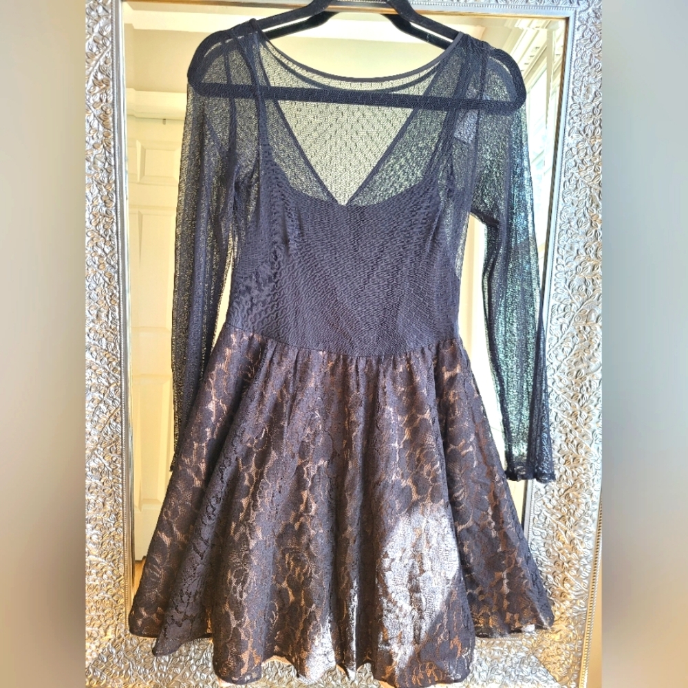Aqua Lace And‎ Dot Black Skater Dress. Size 8. Never Worn!